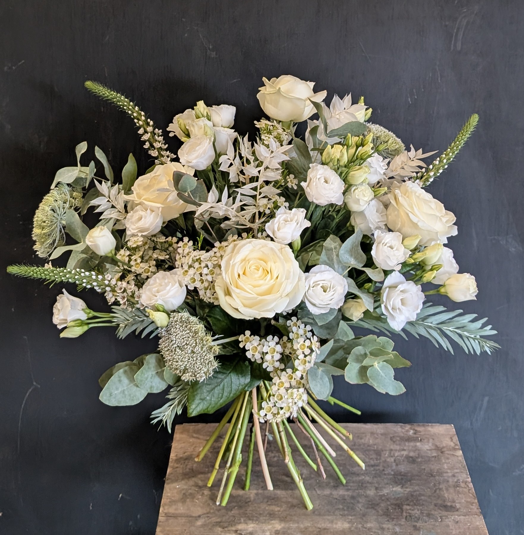 Dansk spring white bouquet